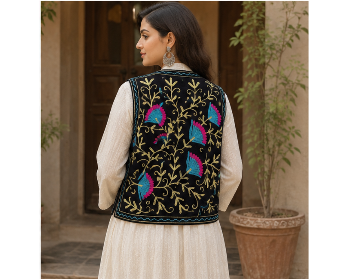 Kashmiri Aari Embroidered Woolen Jacket – Midnight Bloom